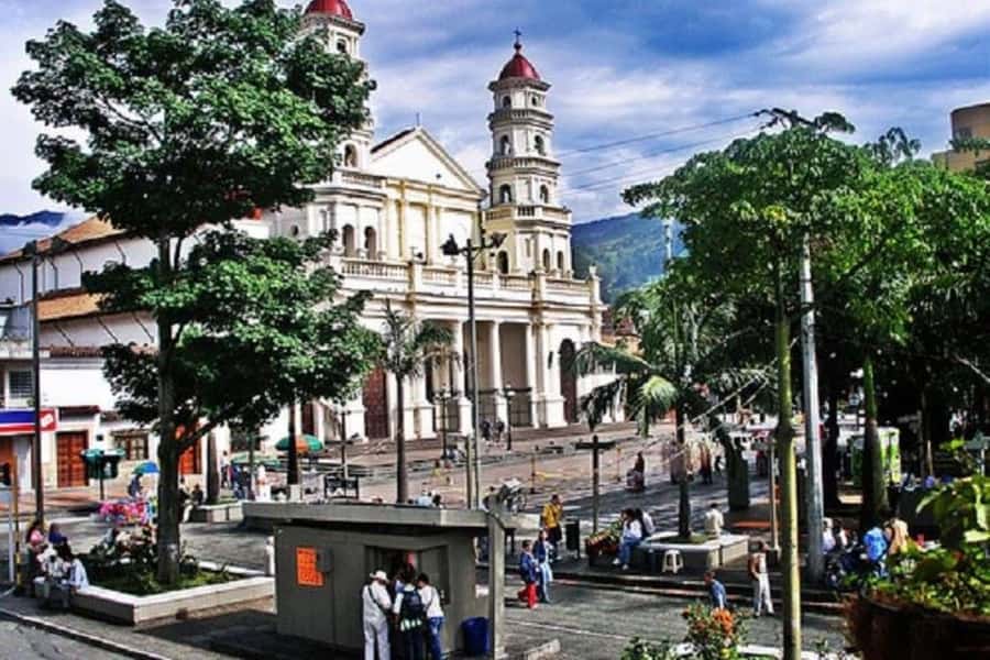 4-Hour Medellin, Envigado & Sabaneta Three County Tour - Who will get the most from this tour?
