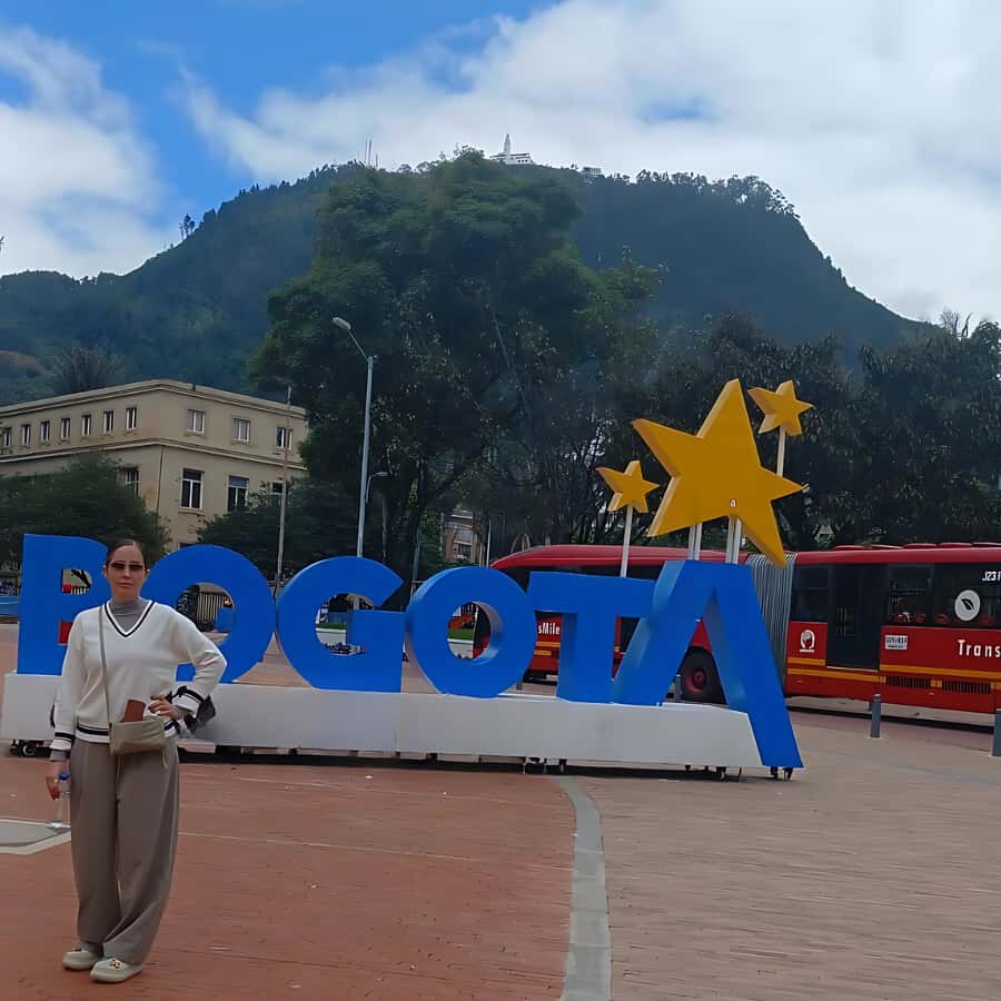 7-hour City Tour of Historic Bogotá with Monserrate - La Candelaria and Chorro de Quevedo