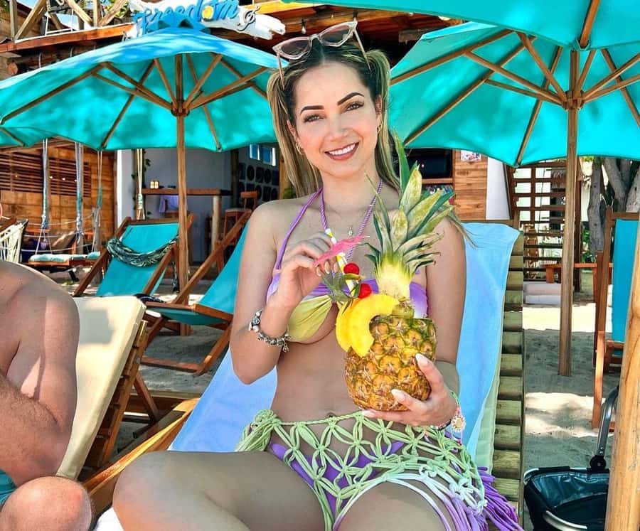 All-inclusive package in Freedom Beach Club - Barú - What $40 gets you