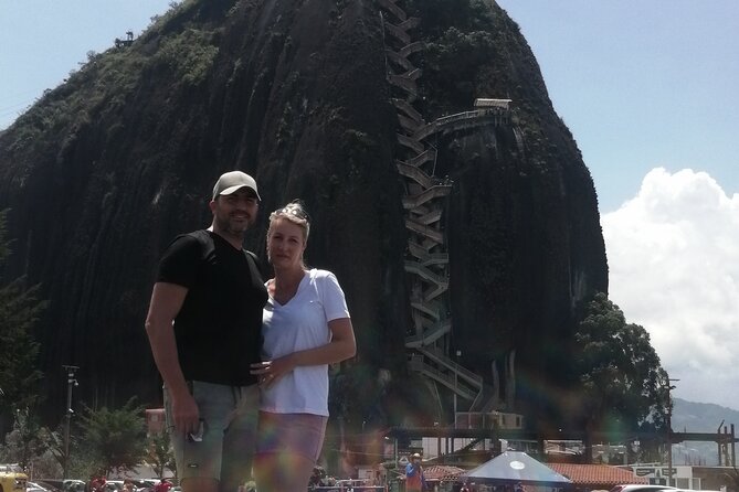 Amazing Private Guatape Tour + Boat Ride + Helicopter & Rock - Why this Guatapé day trip works