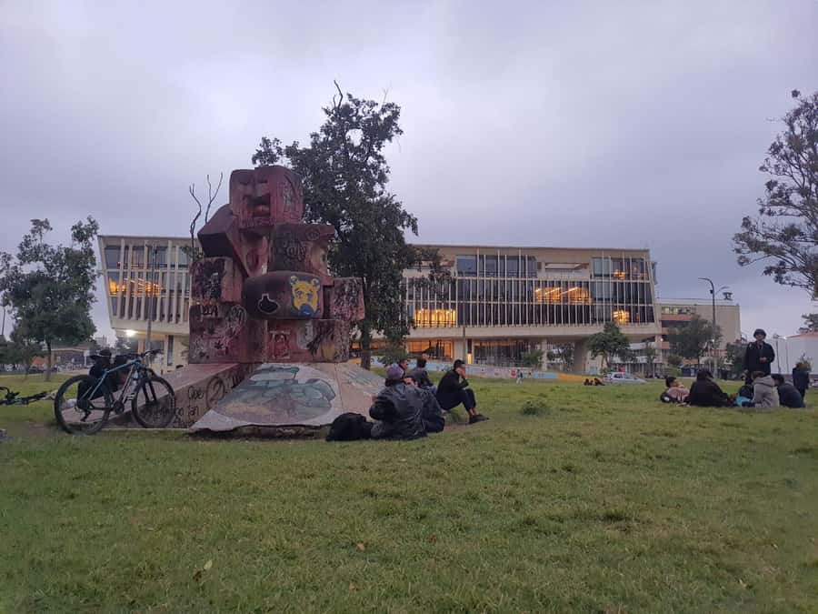 Anti-tour Bogotá - La Trocha Casa de la Paz and the work of rebuilding