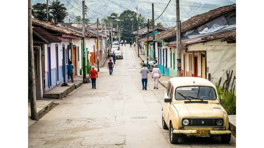 Antioquia’s Villages: El Retiro, La Ceja, and More - Who should book this Antioquia village tour?