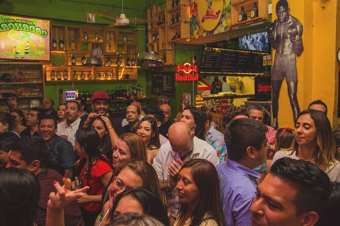 Bar Tour for Guys and Bachelor Parties - A private night out in Cartagena’s Centro
