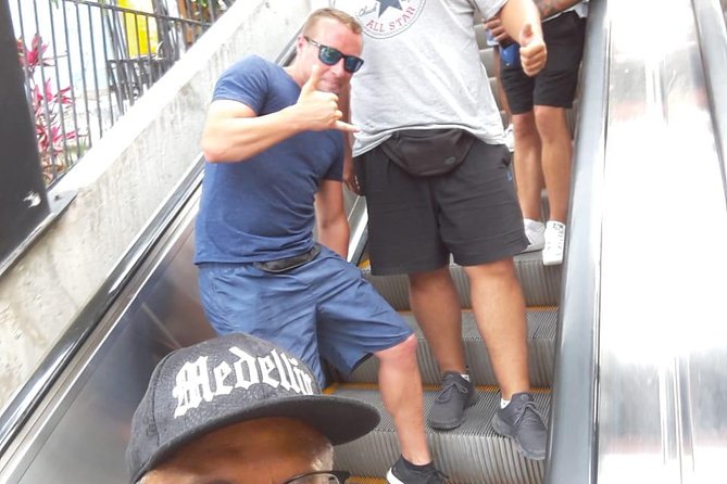 Barrio transformation and urban escalator of Comuna 13 - Why this private Medellín tour works well