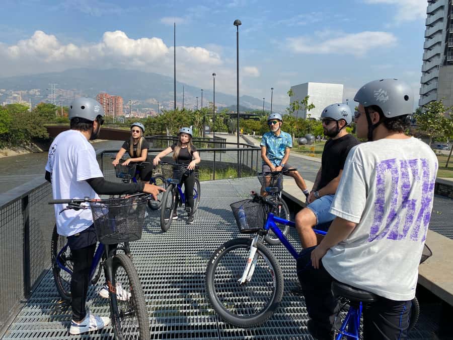 Bike Tour Medellin with Snacks and Local Beer - Pueblito Paisa and the one serious climb