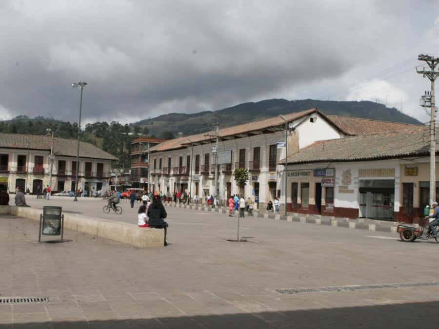 BOGOTA: Ancestral Exploration, Tour Facatativá, Piedras del Tunjo and Zipacón - What private transportation changes