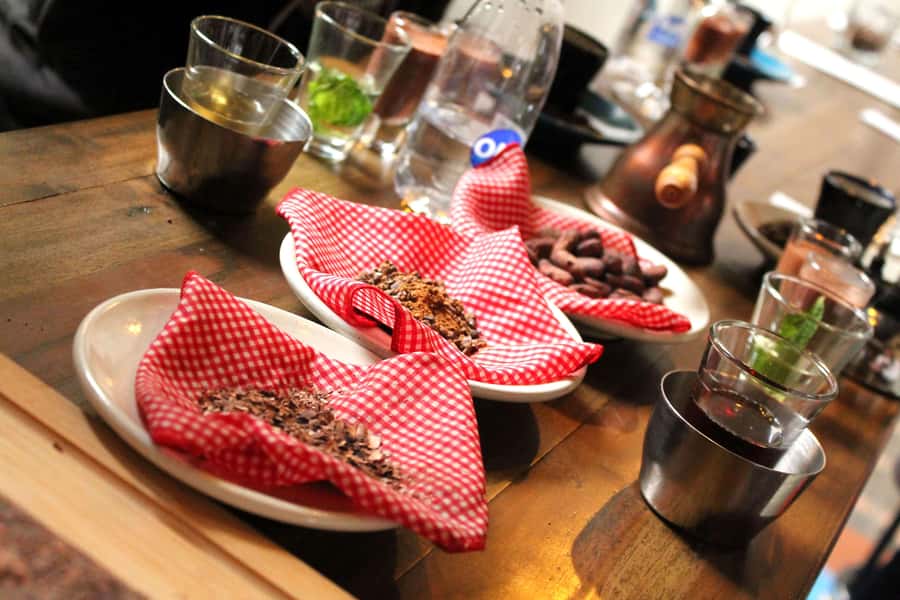 Bogotá: Candelaria Tour with Cacao and Coffee Workshop - Is This La Candelaria Tour Worth Booking?