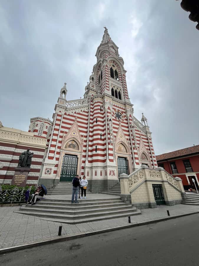 BOGOTA: City Tour, Monserrate, Gold Museum, Botero Museum, Plaza Bolívar - Monserrate, views with an extra ticket