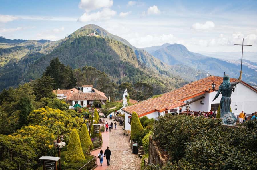 Bogotá: City Tour, Monserrate, Gold Museum, Plaza de Bolivar - Plaza de Bolívar, where Bogotá tells its public story
