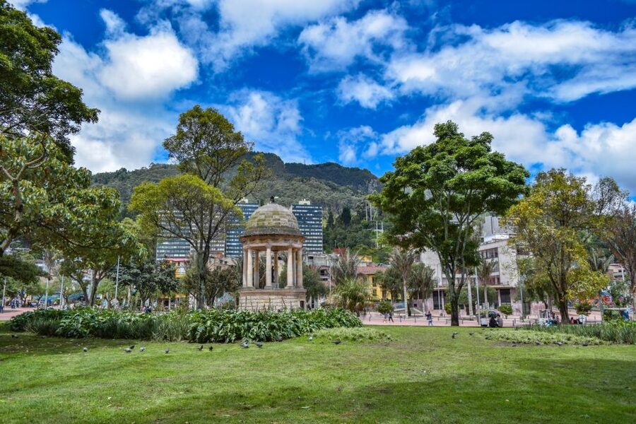 Bogota: Downtown City and Monserrate Hill Private Tour - Is the $1,098 price worth it?