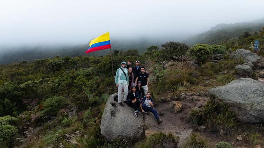 Bogota: East Hills Mountain Hike - The 3-kilometer climb into the reserve