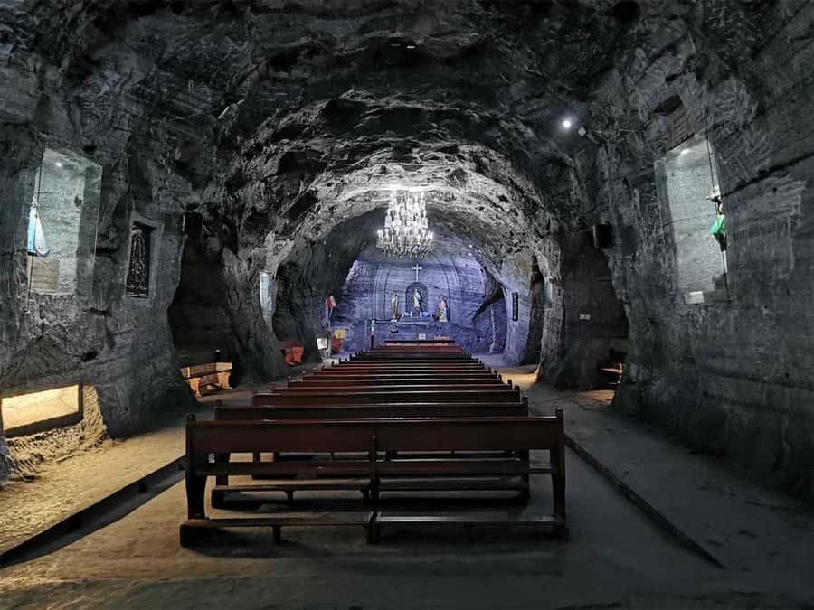 Bogota: Guatavita and Salt Cathedral Daily Group Tour - The lunch break and the practical middle of the day