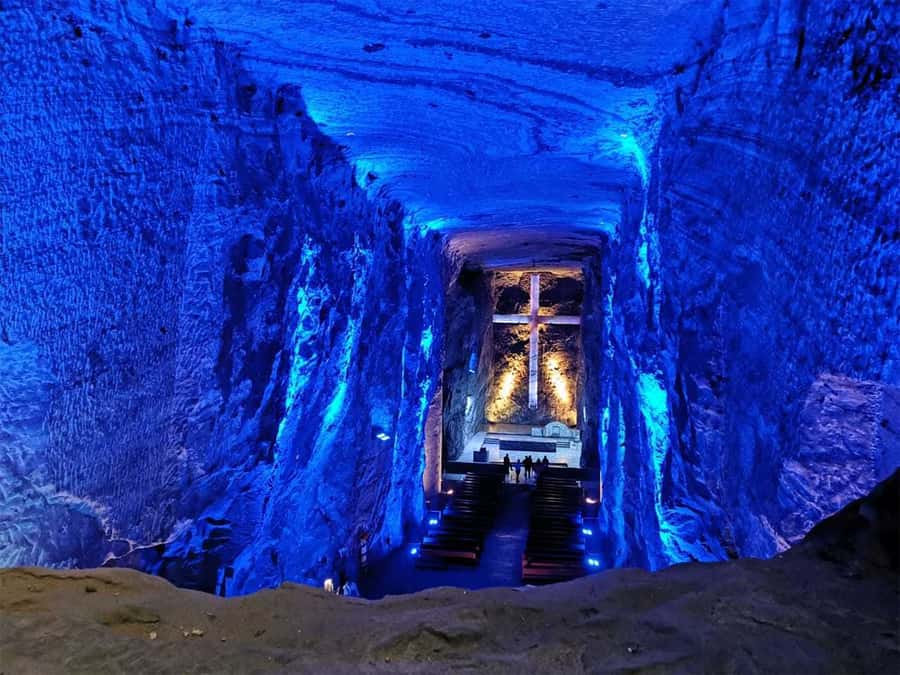 Bogota: Guatavita and Salt Cathedral Daily Group Tour - What to pack for the high country