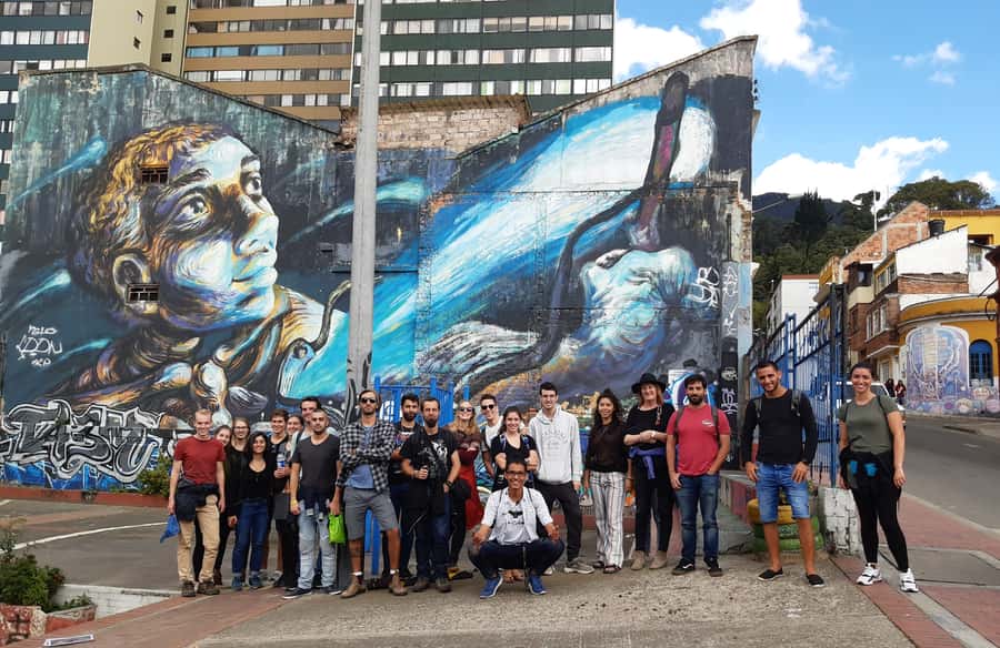 Bogotá: La Candelaria Graffiti & Urban Art Guided Tour - The bilingual format and other practical limits