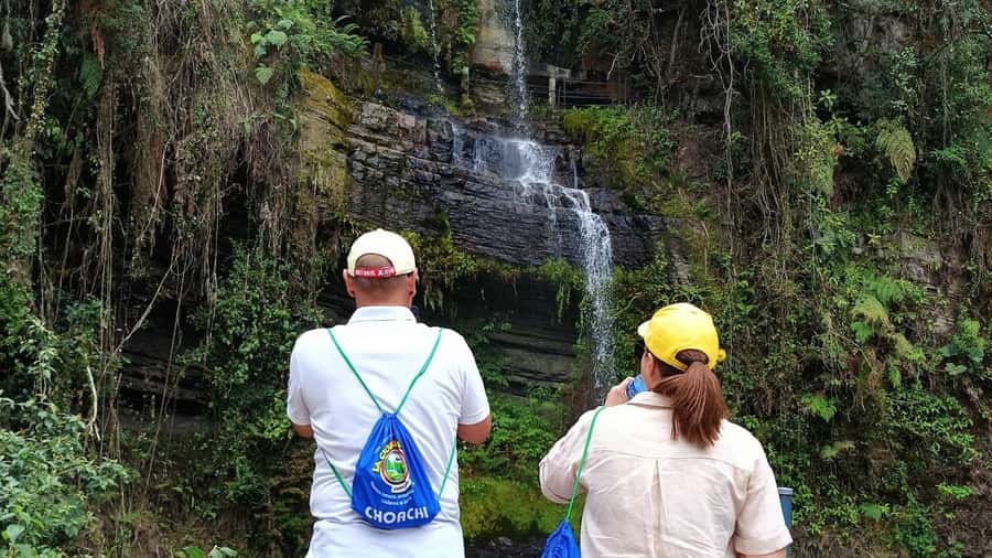 Bogota: La Chorrera Waterfall Guided Hike and Guadalupe Hill - El Chiflón, mist, and a possible rappel