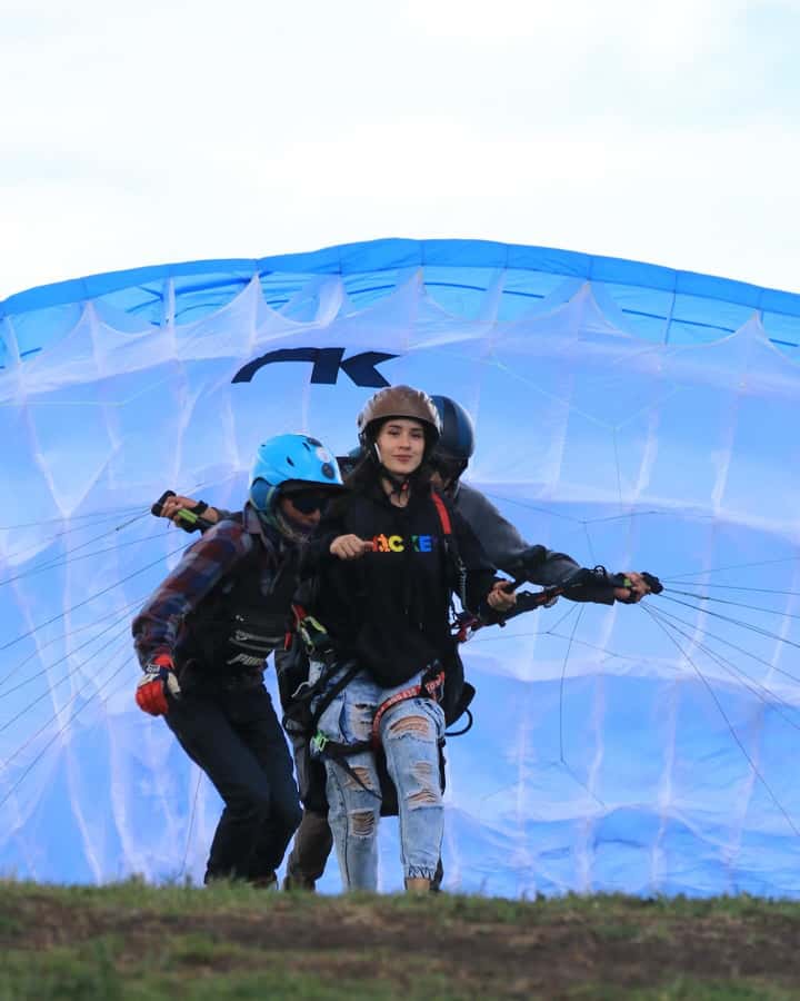 Bogota: Paragliding activity in La Calera with transfers - Why this paragliding trip is different
