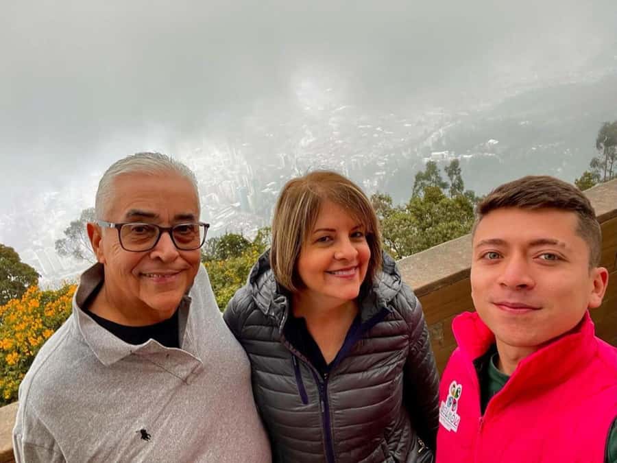 Bogotá: Private City Tour, Monserrate, Emerald and Botero - The Emerald Museum and Colombia’s green stones