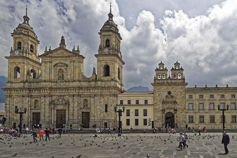 Bogotá: Private Guided Tour with Monserrate & La Candelaria - Timing, weather, and the private format