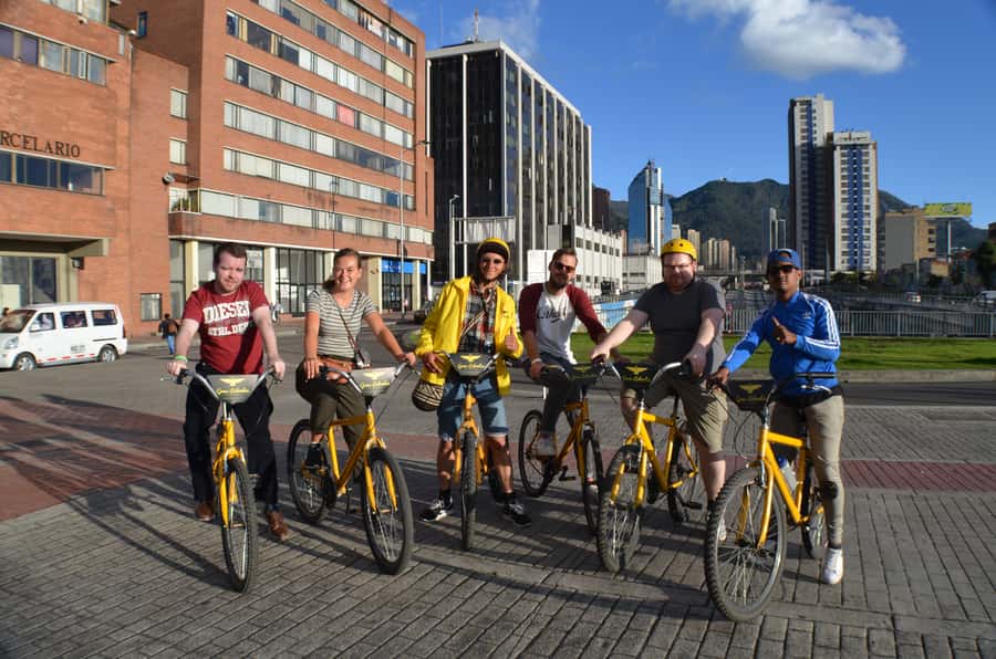Bogotá: Shared Bike Tour - Key points at a glance