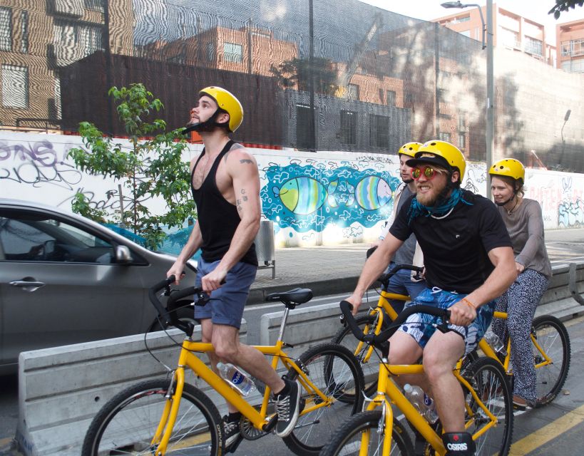 Bogotá: Shared Bike Tour - National Park, part forest and part public forum