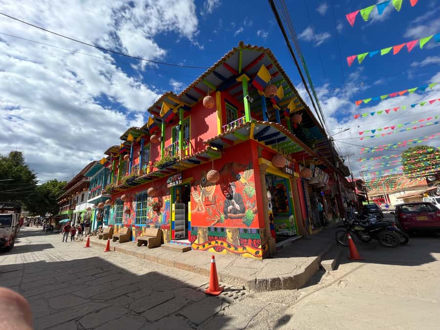 BOGOTA: Tour of Villa de Leyva, Ráquira, Pozos Azules, and Puente de Boyacá - Why this Boyacá day trip works