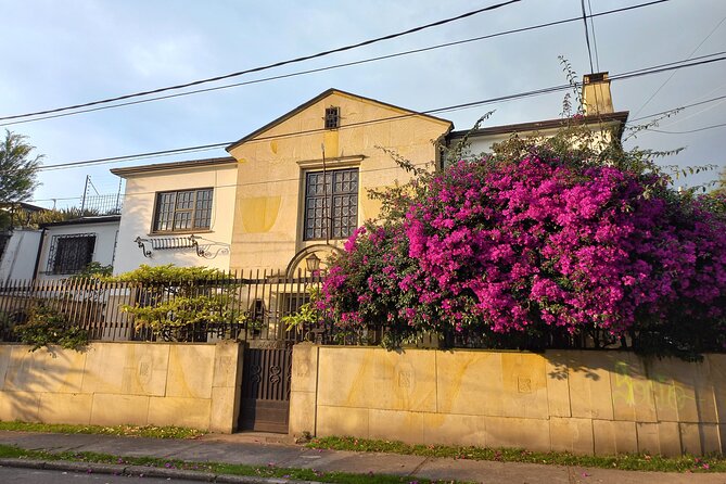 Bogota Walking Tour Teusaquillo a different part of the city - Starting at the National Museum