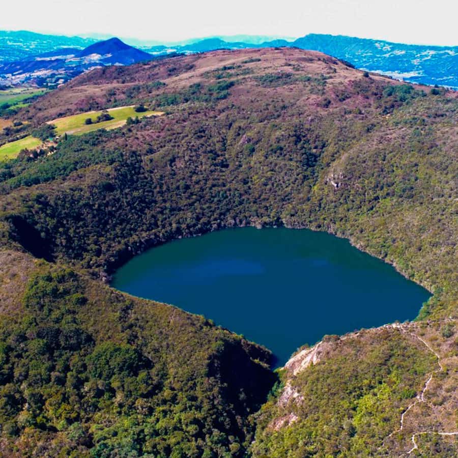 Bogota: Zipaquirá Salt Cathedral and Lake Guatavita Day Tour - Why this day trip works from Bogotá