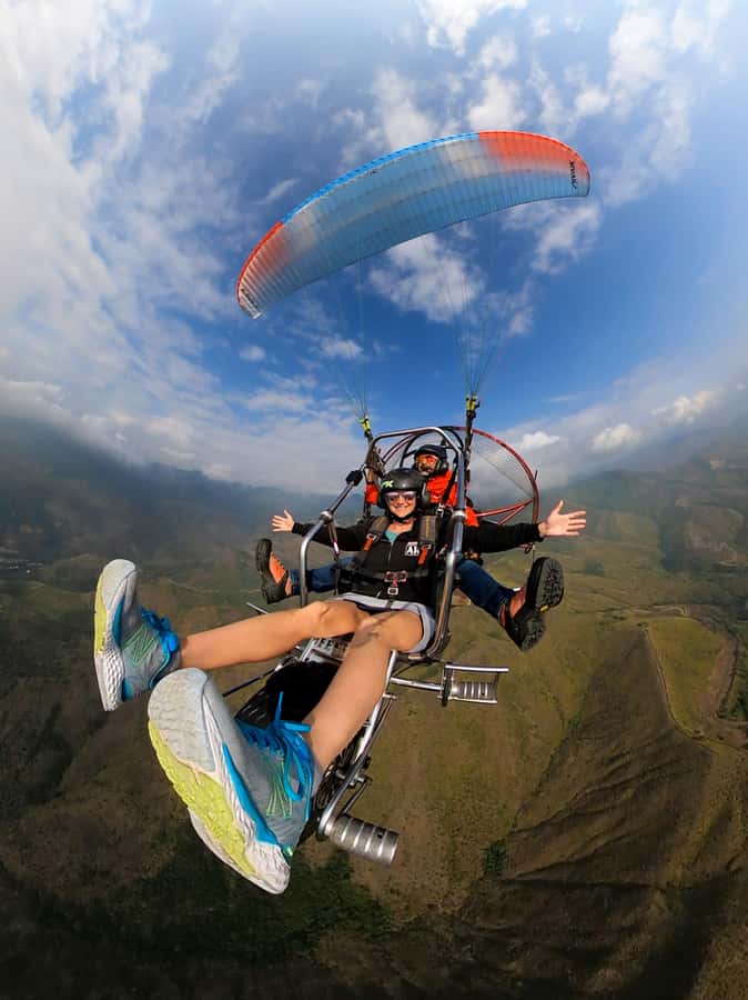 Cali: Paratrike Flight - Paragliding - Why Valle del Cauca Works for a First Flight