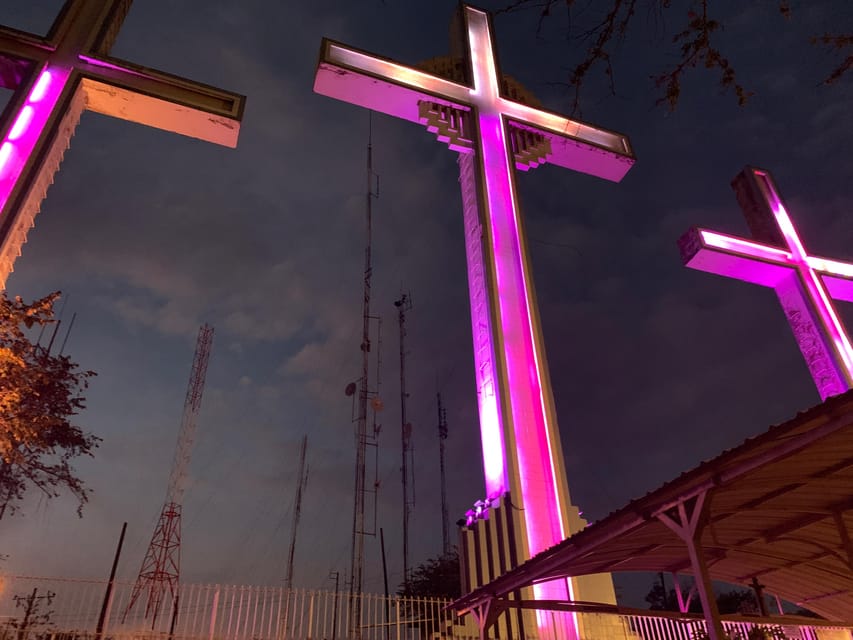 Cali: TRES CRUCES - Cali's most popular hike and monument - Two early overlooks for photos