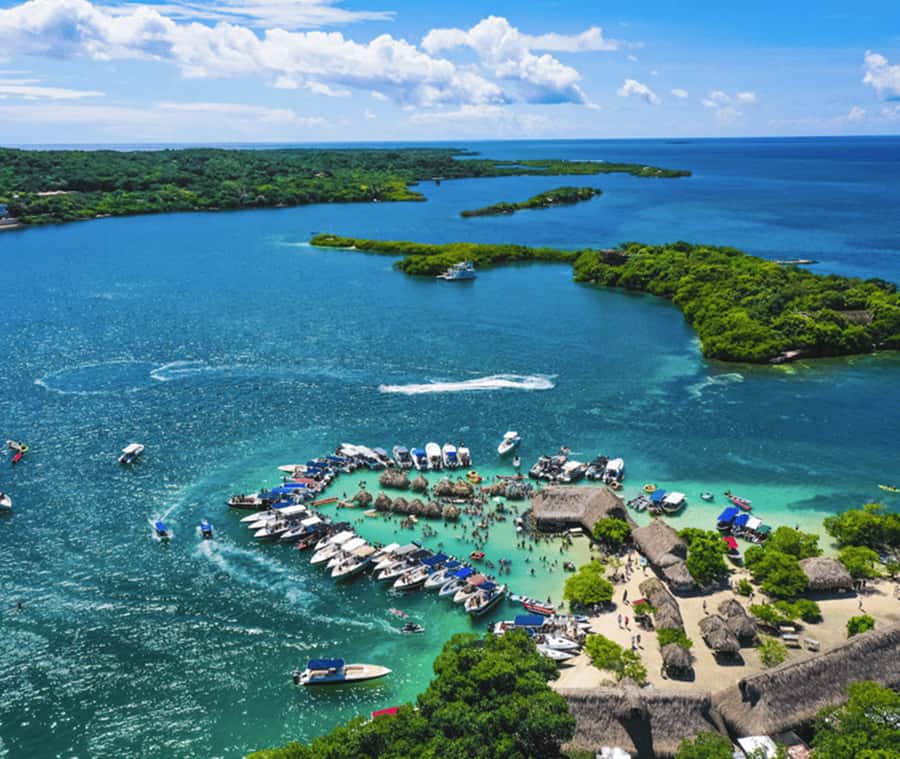 Cartagena: 4 Island Day Trip by Boat and Caribbean Lunch - What this Cartagena boat trip really offers