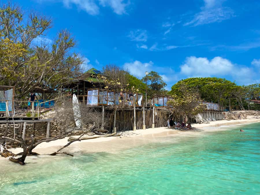 Cartagena: 5-Island Trip by Boat with Lunch and Snorkeling - What the $89 price gets you