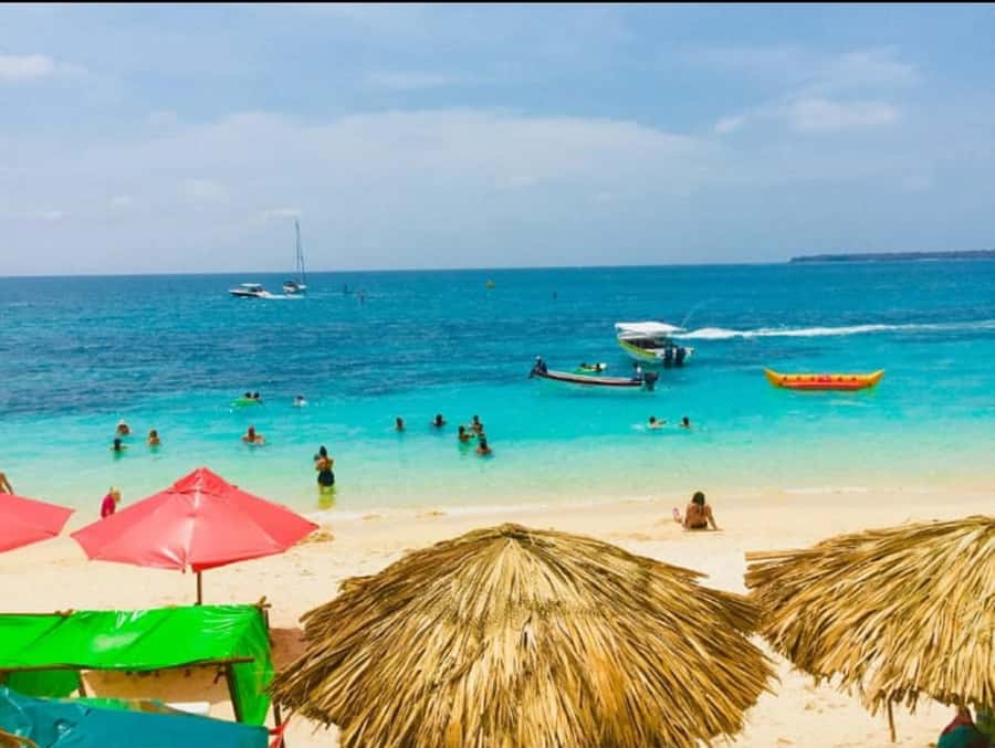 Cartagena: Barù Island Playa Blanca with Lunch - Is $26 good value?