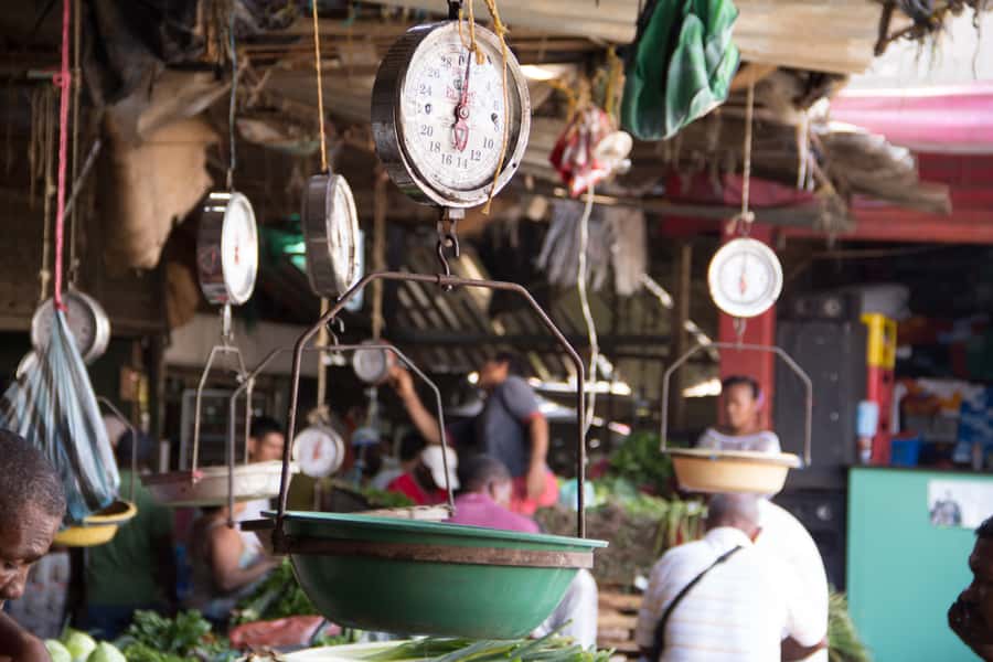 Cartagena Bazurto Market: Authentic Food & Culture Tour - The Music Stop and the Question of Time