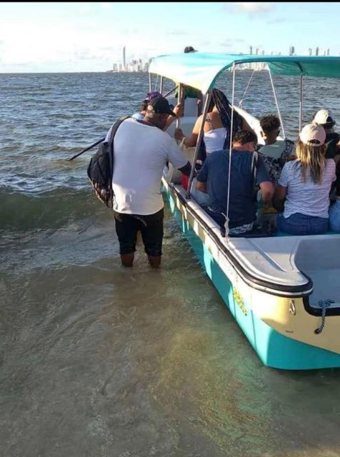 Cartagena: BEACH DAY ON TIERRA BOMBA ISLAND PUNTARENA - What to pack for the five-minute boat and long beach stay