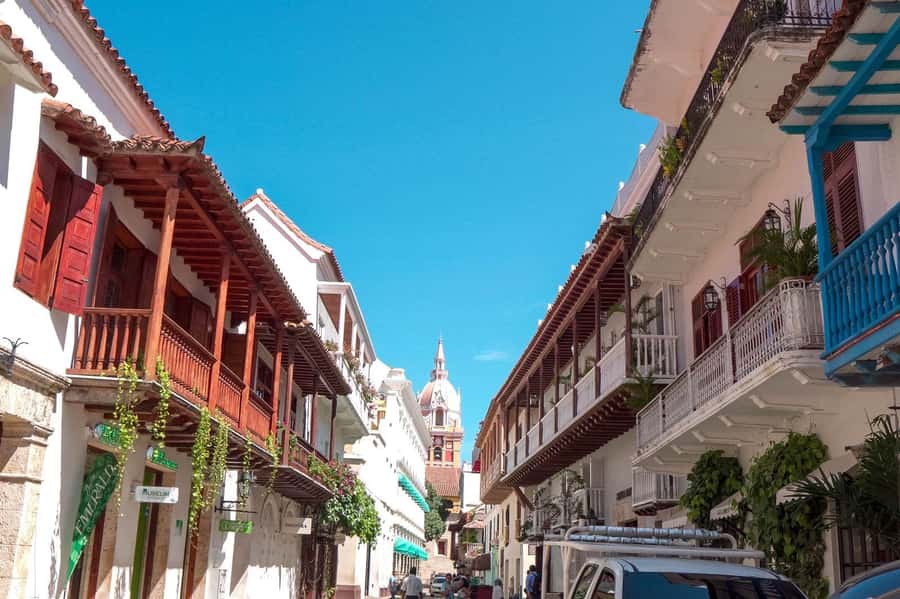 Cartagena: BILINGUAL CITY TOUR San Felipe Castle & Old city - Pickup points and the first ride