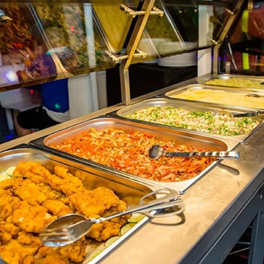 Cartagena: Buffet & party night,cocktails sailing in the bay - Key points before you book