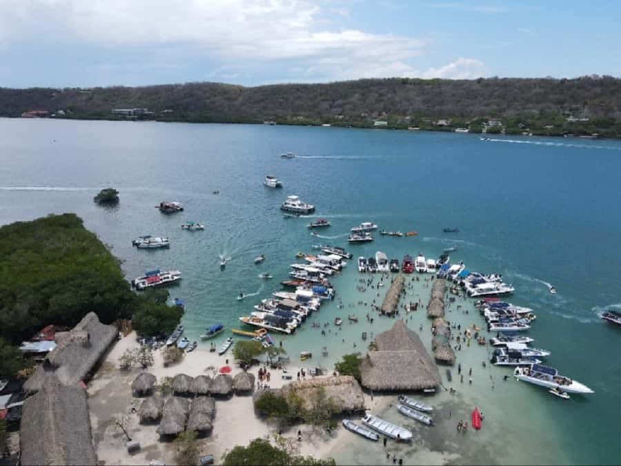 Cartagena: CHOLON & BARU with lunch - What this Cartagena day trip is really about