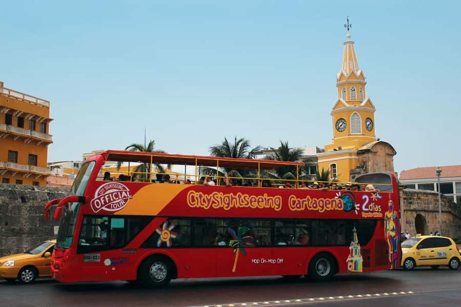 Cartagena: City Sightseeing Hop-On Hop-Off Bus Tour & Extras - Stop 1: Muelle de la Bodeguita