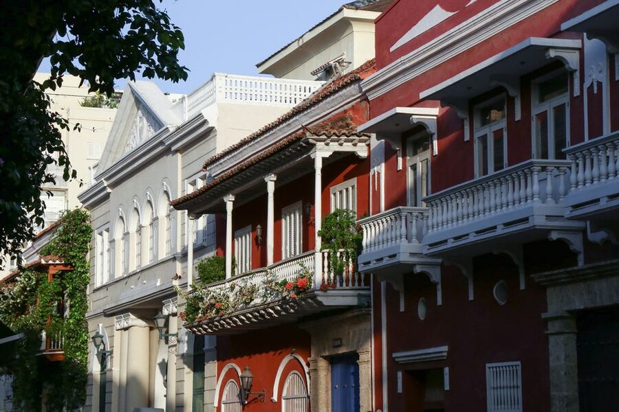 Cartagena City Tour: 4-Hour Cruise Excursion - Learning to spot a Colombian emerald