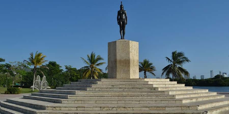 Cartagena: CITY TOUR IN ENGLISH, Old city, Monuments, Castle - Cartagena letters and the city’s postcard side
