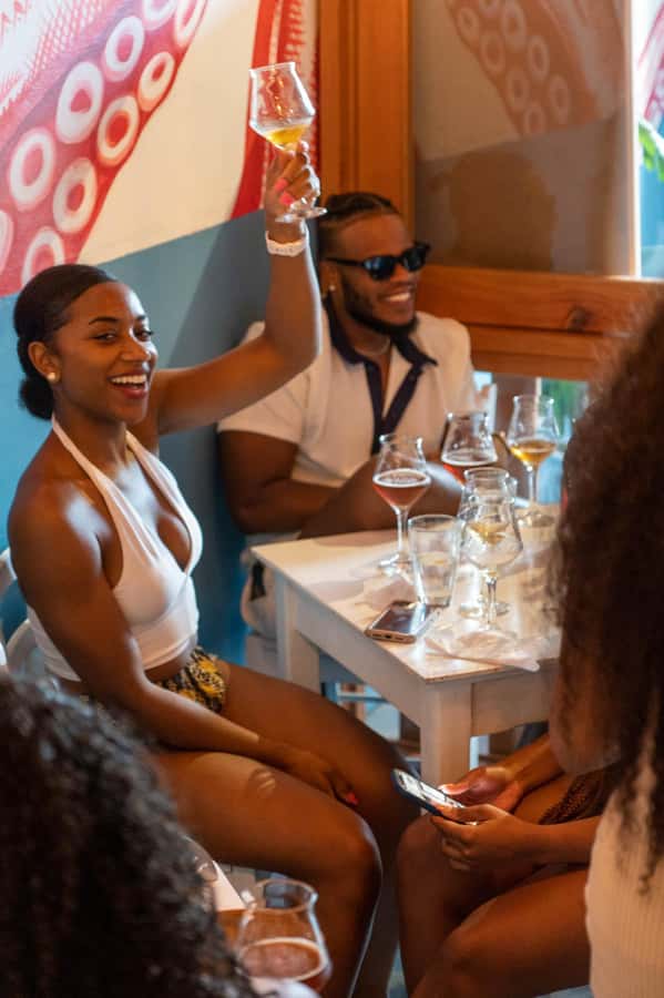 Cartagena: Colombian Craft Beer Tasting - Tasting pilsner, IPA, stout, and other Colombian styles