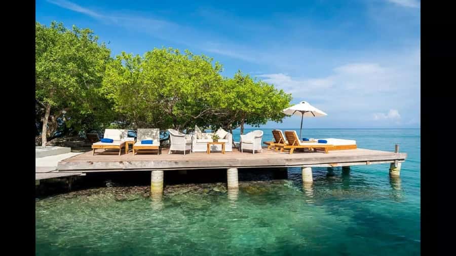 Cartagena: Coralina Island Day Trip with Lunch - Who should book Coralina Island?