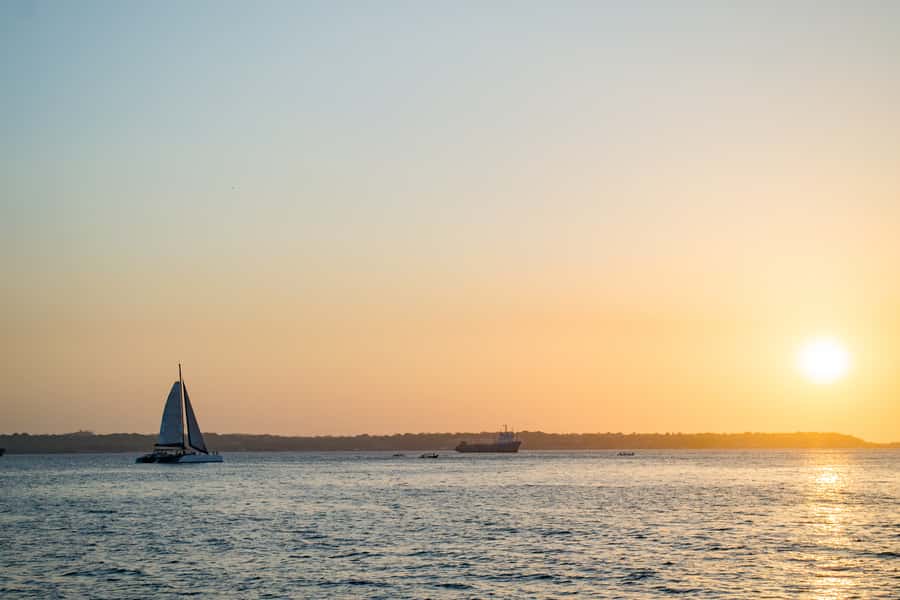 Cartagena de Indias: 2-Hour Sunset Cruise - Starting at Bodeguita Dock in front of the walled city