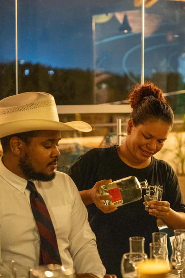 Cartagena: Express Rum and Chocolate Tasting Experience - Who should book this tasting?