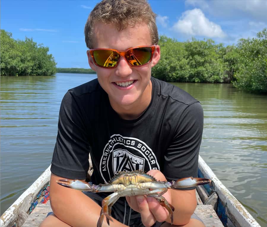 Cartagena Fishing, Crabbing, Birdwatching Experience + Lunch - What the $79 price really buys