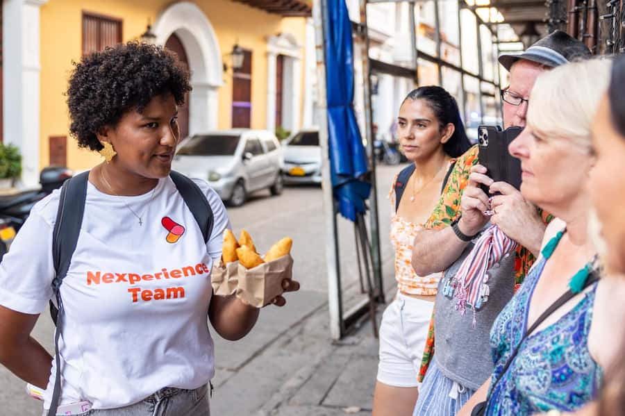Cartagena: Guided Street Food Tour with Tastings - Meeting the Guide at Plaza Cervantes