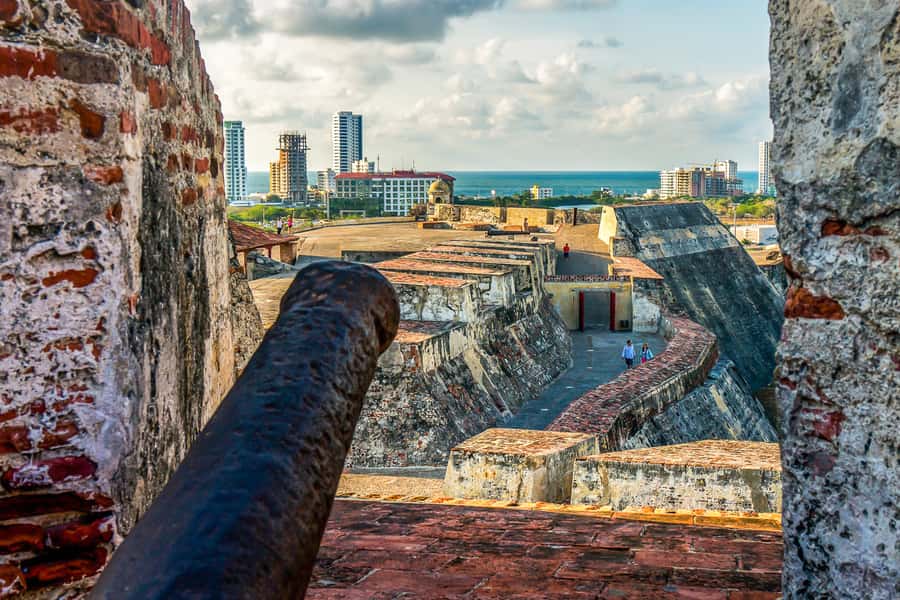 Cartagena: Guided Tour, with La Popa Convent, and San Felipe - The optional emerald-factory stop