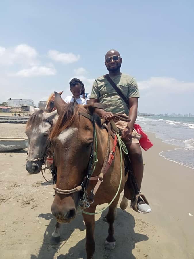 Cartagena: Horse riding on the beaches of Cartagena & PHOTOS - How much time should you book?
