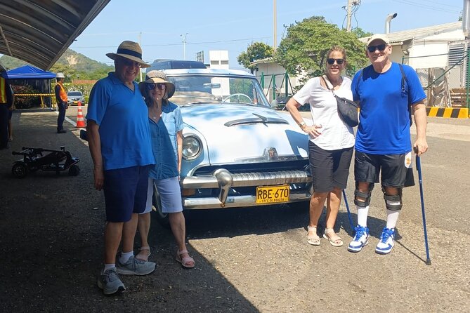 Cartagena Luxury Classic Car Tour + Bilingual Historian Guide - San Felipe de Barajas Castle
