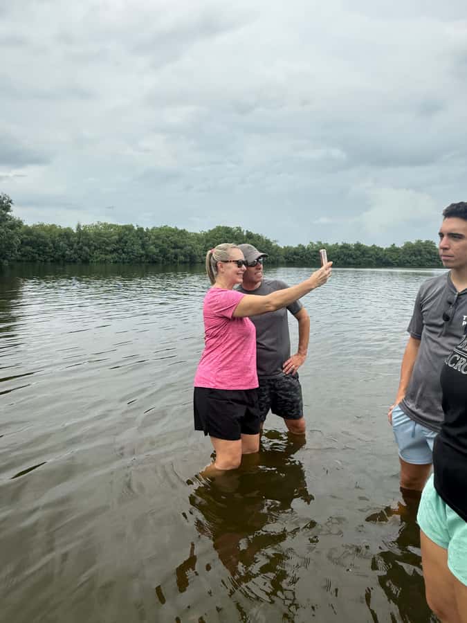 Cartagena: Mangrove Eco Tour & Fishing with Transportation - Who should book this experience?